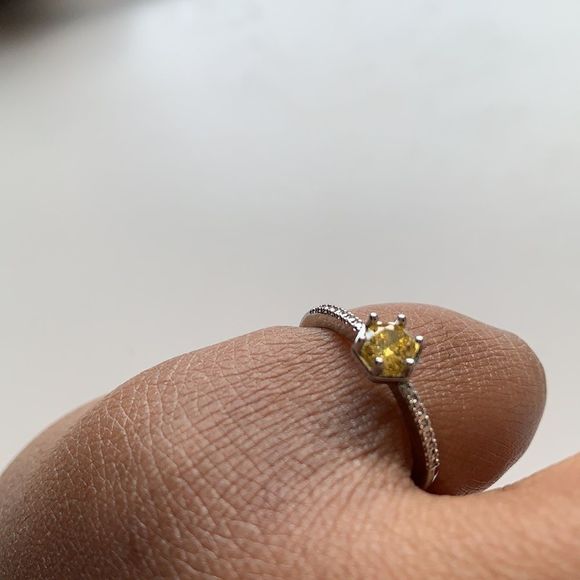 ❌Yellow Gemstone Ring NWOT - Picture 3 of 7